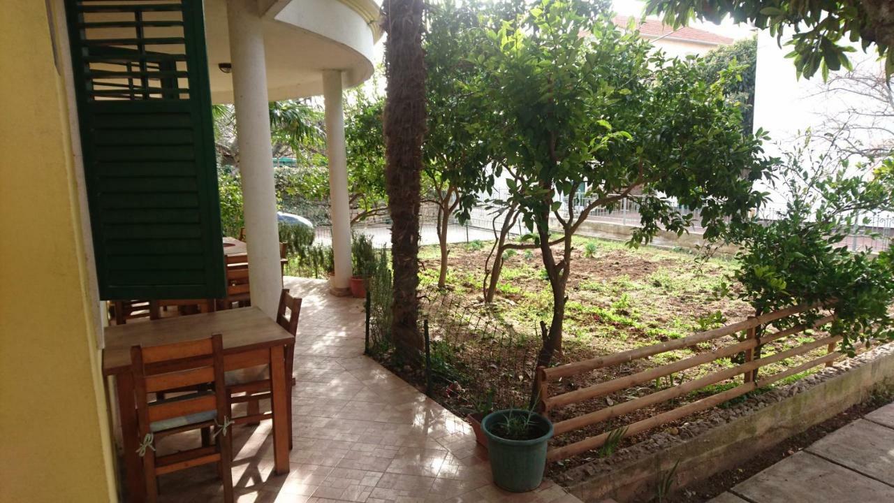 Apartmani Milka Pakostane Exterior photo